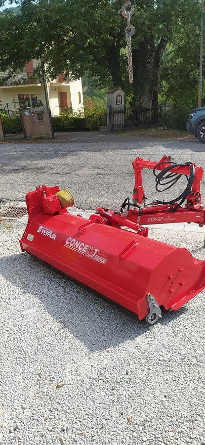 Used Trincia argini a bandiera Concept Perugini ESD 200