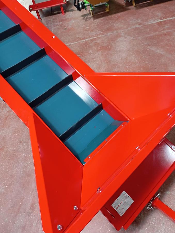 Nastro trasportatore per olive, nocciole, pellet, castagne ecc