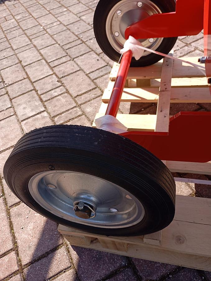 Biotrituratore Professionalecon rullo idraulico Bio 230 Caravaggi