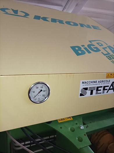Usato 2004 Krone Big Pack 128 VFS Multicut