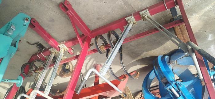 Usato Sarchiatore con interfila e posti per operatori