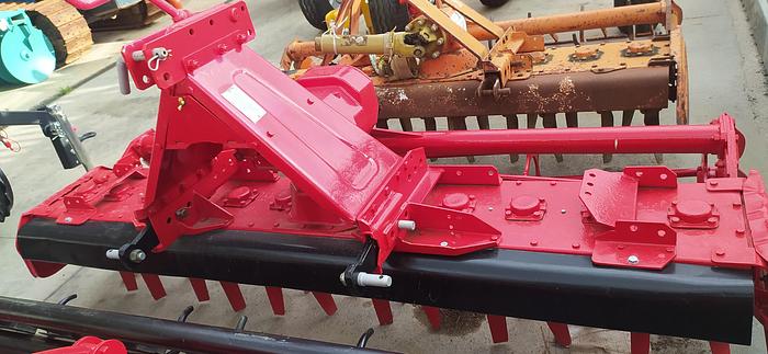 Ricondizionato Erpice Rotante Mascio 2500 con rullo a Gabbia