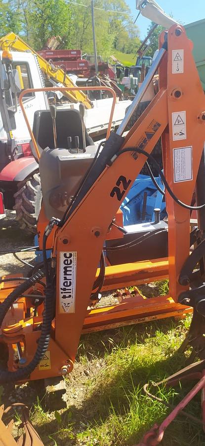 Used Retroescavatore Tifermec DIG 22 d'occasione