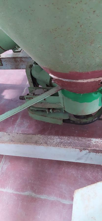 Usato Molino miscelatore Carrellato Musso M 70