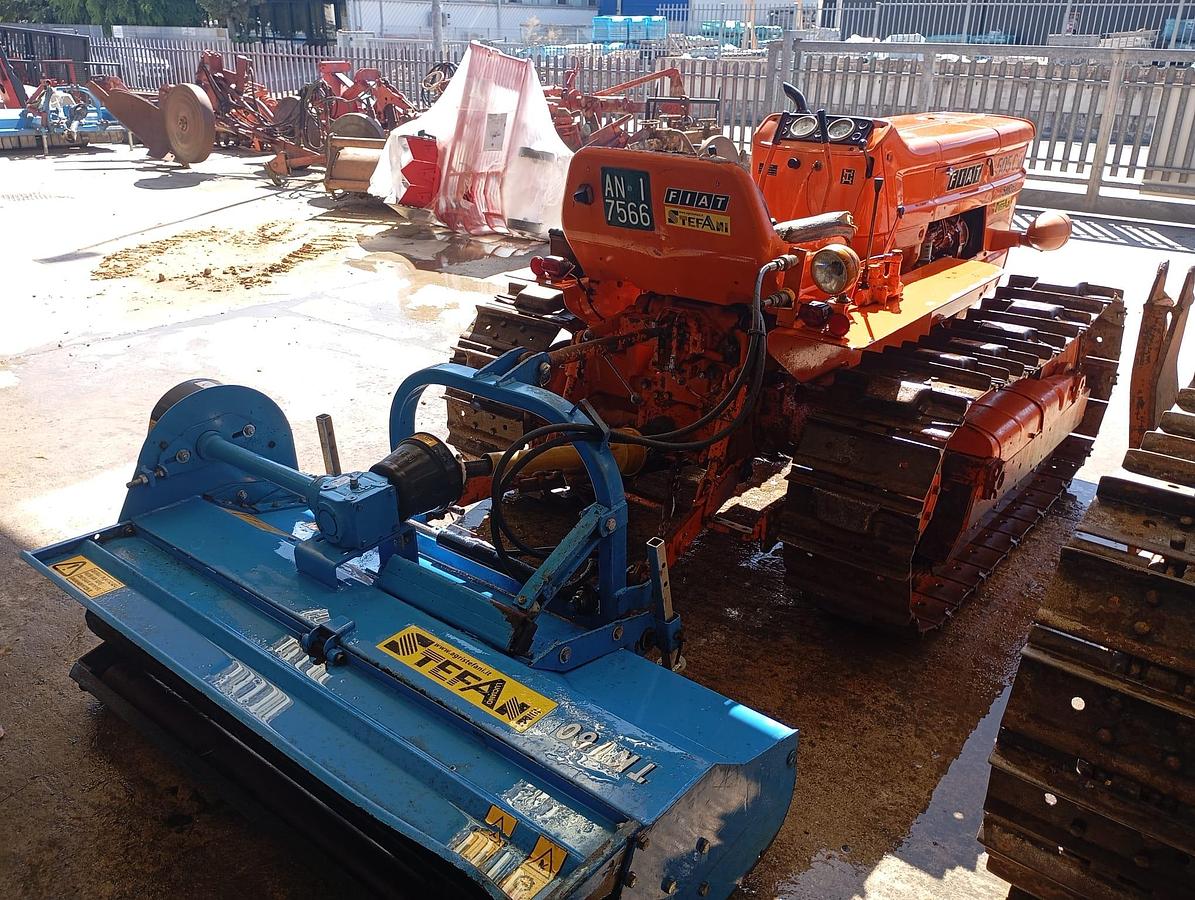 Used Trinciatrice Ubaldi TK 160 a coltelli