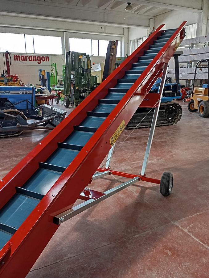 Nastro trasportatore per olive, nocciole, pellet, castagne ecc