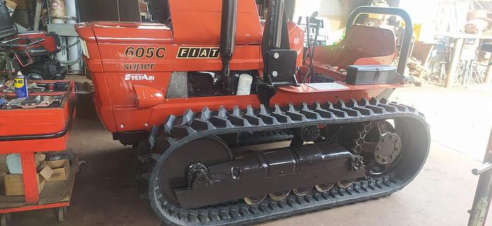 Usato 2024 Agristefani  cingolo in gomma da 350 mm Per 605 Fiat