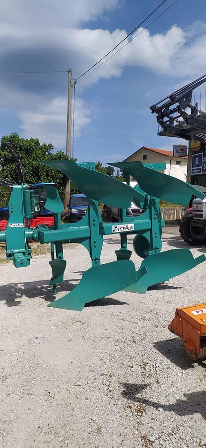 Usato Aratro bivomere Reversibile 2+2 Emmegienne 60