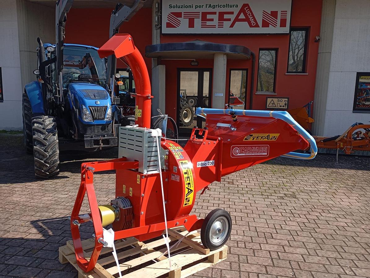 Biotrituratore Professionalecon rullo idraulico Bio 230 Caravaggi