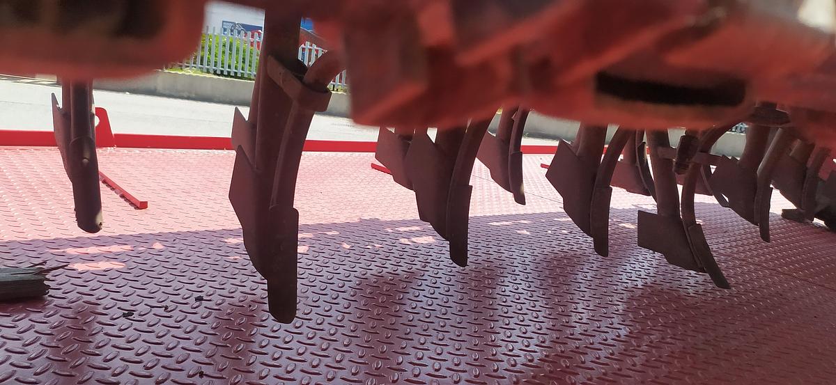 Usato Seminatrice convenzionale in linea 1998 Marzia  RCS 225