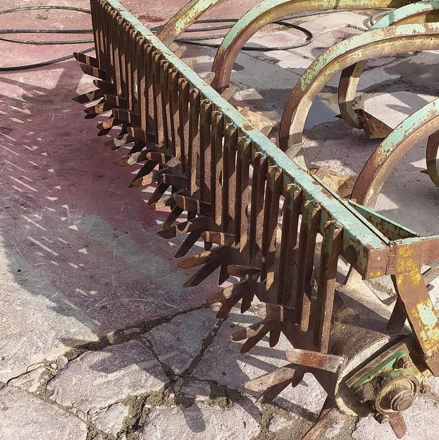 Used Estirpatore carrellato Fraternali G 220 cm larghezza