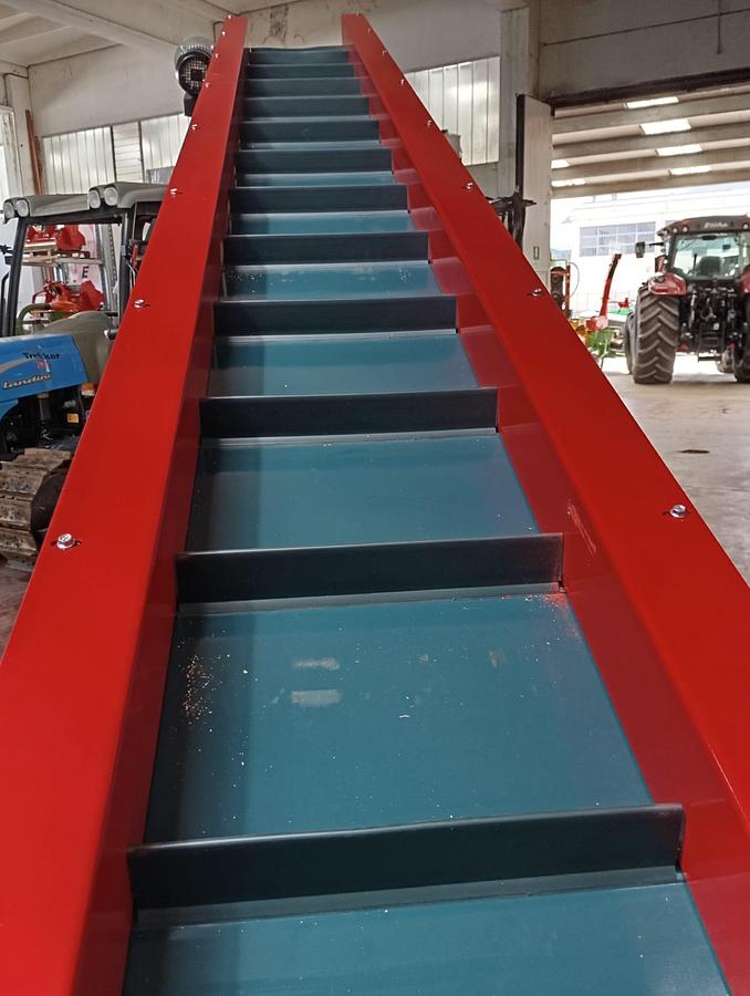 Nastro trasportatore per olive, nocciole, pellet, castagne ecc