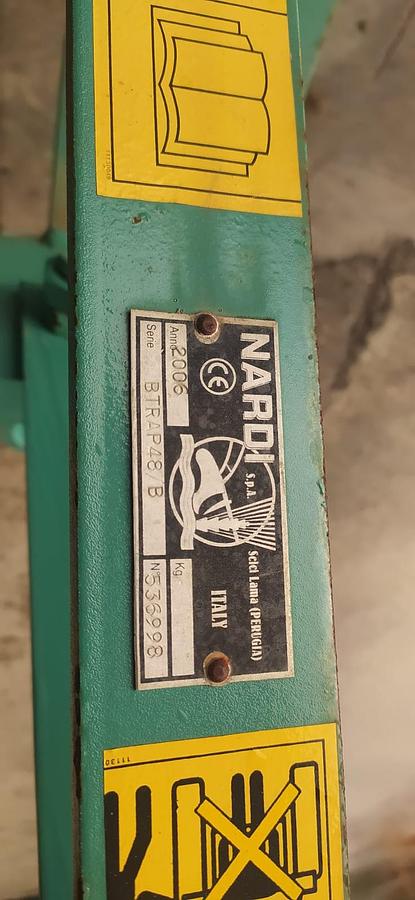 Used   Aratro Nardi BTRAP 48 B trivomere a bure rette e scalpello