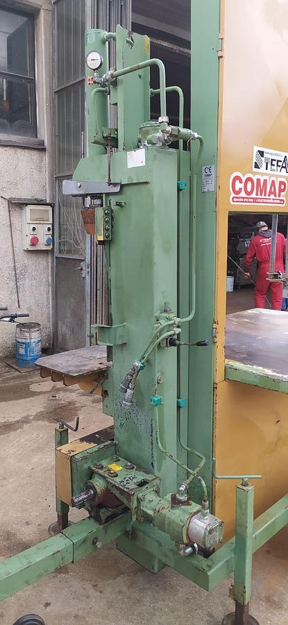 Usato Sega combinata Comap 800 con spacca verticale e impianto nastro