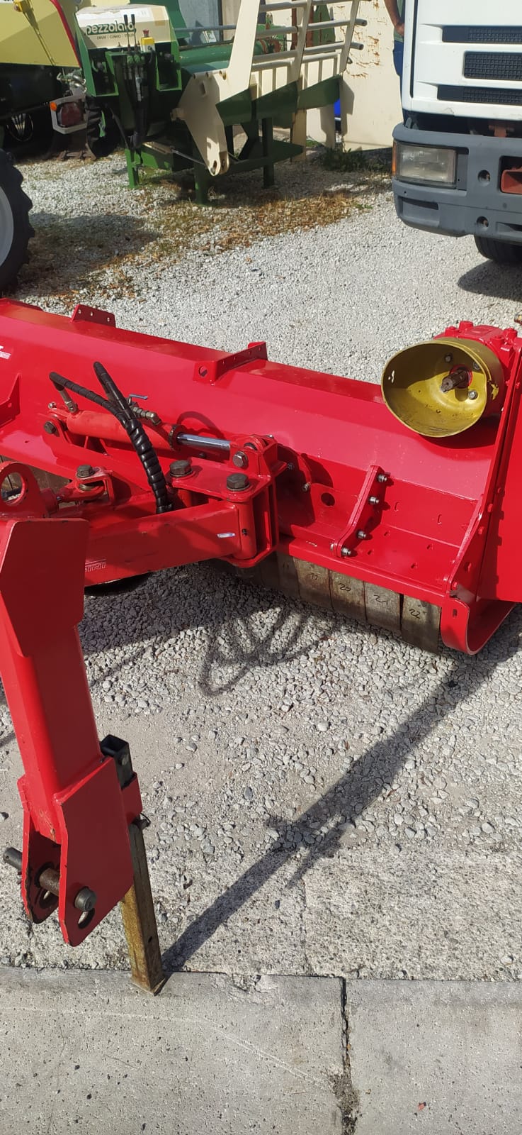 Used Trincia argini a bandiera Concept Perugini ESD 200