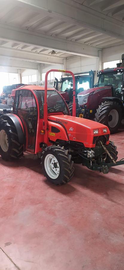 Used trattore specialistico Goldoni Star 85 cabinato