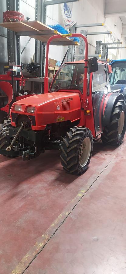 Used trattore specialistico Goldoni Star 85 cabinato