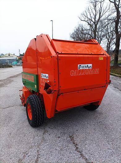 Usato Rotopressa con legatore a rete e raccoglitore largo