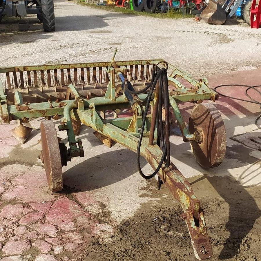 Used Estirpatore carrellato Fraternali G 220 cm larghezza