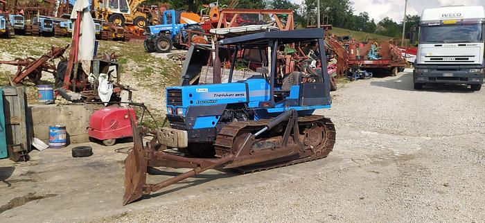 Usato trattore a Cingoli con apripista Argnani e Monti, Landini Trekker 85