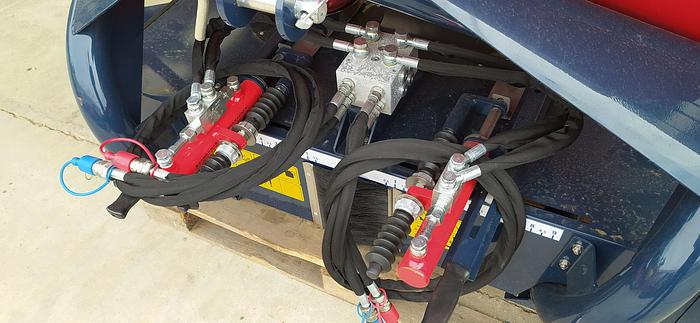 Spandiconcime Compatto 1500 lit  DG ENTRY ANGELONI 