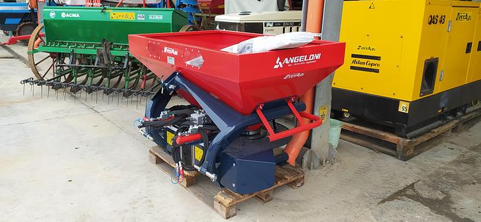 Spandiconcime Compatto 1500 lit  DG ENTRY ANGELONI 