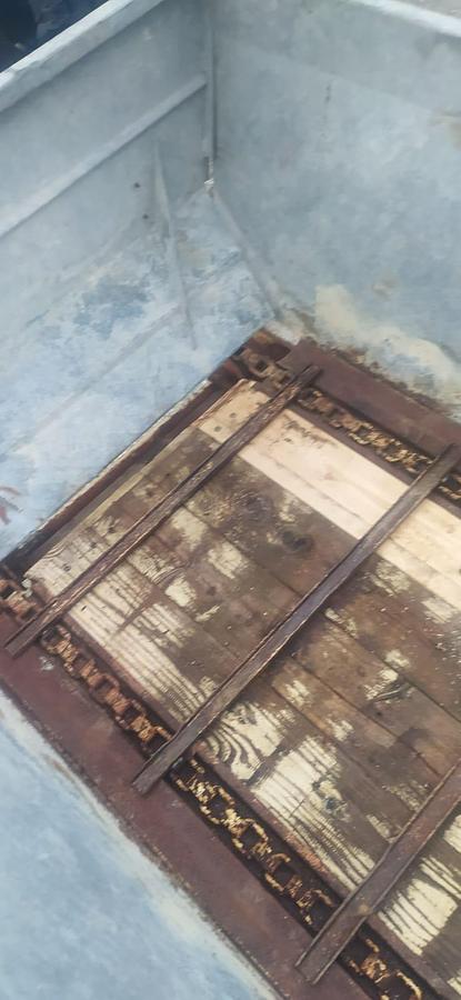 Used Spandiletame anteriore Annovi RS 60 R con pareti zincate