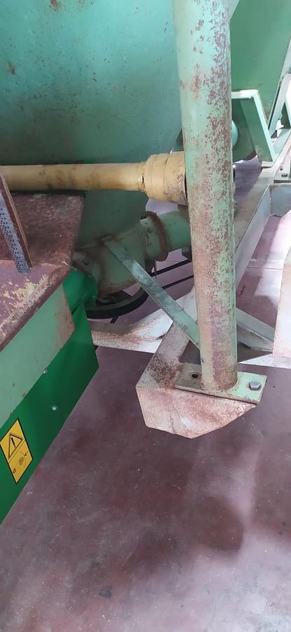 Usato Molino miscelatore Carrellato Musso M 70