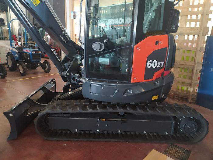 2022 Eurocomach 60 ZT cingoli in gomma