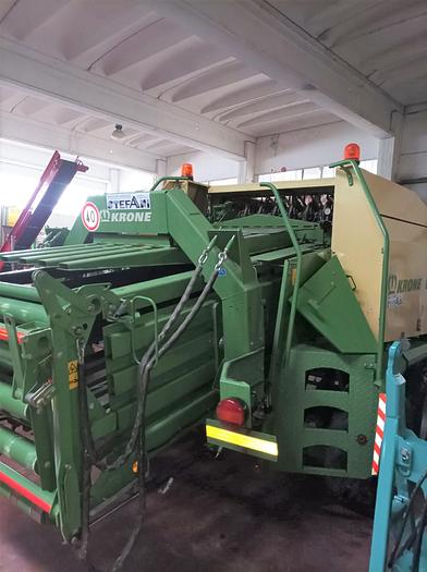 Usato 2004 Krone Big Pack 128 VFS Multicut