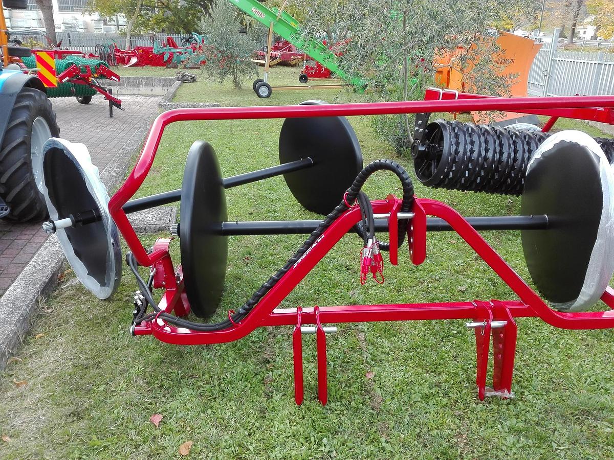 Avvolgitore per teli Olive Polverari 2025