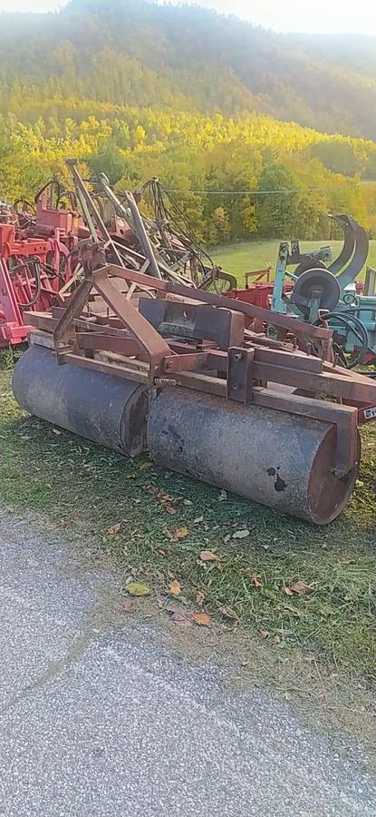 Used Fabbricazione artigianale 300/50