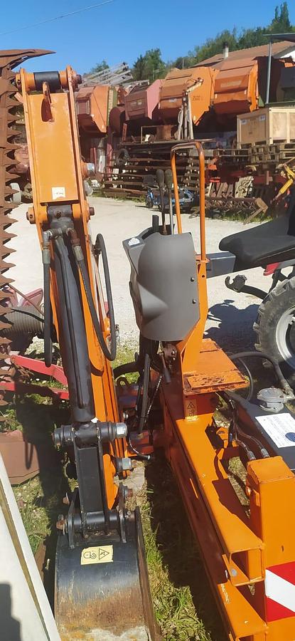 Used Retroescavatore Tifermec DIG 22 d'occasione