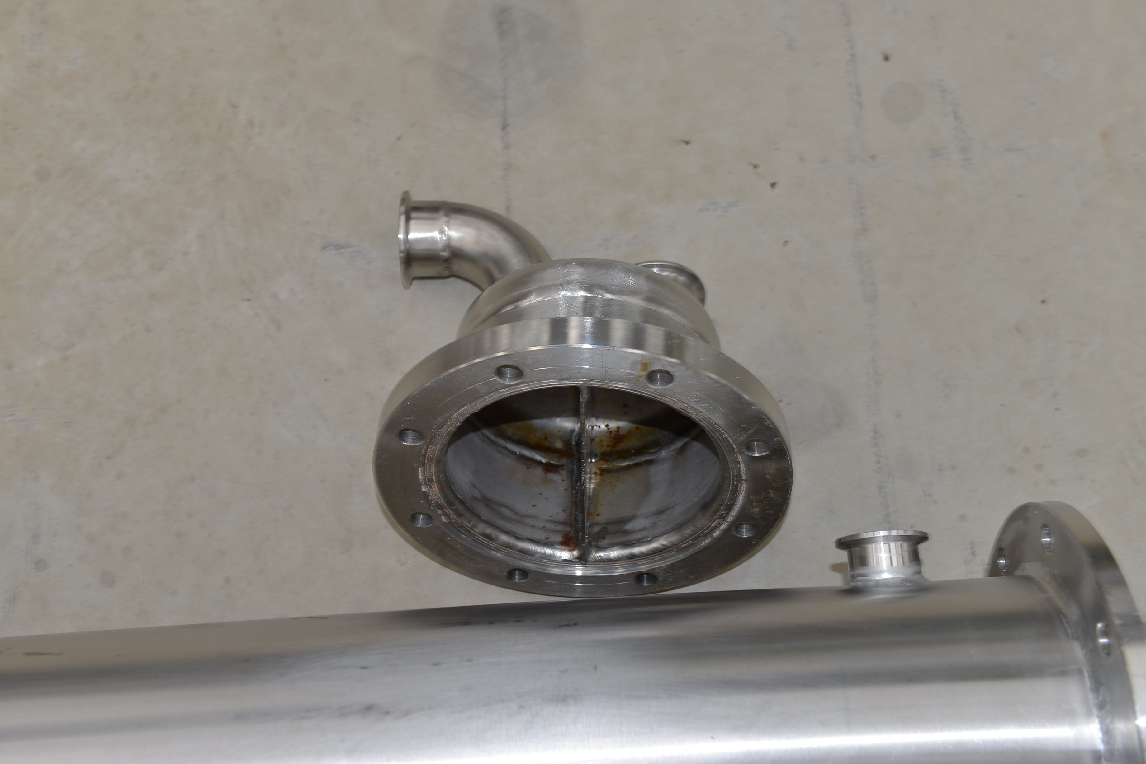 Usato Scambiatore di calore a fascio tubeiro da 2,2 metri quadrati