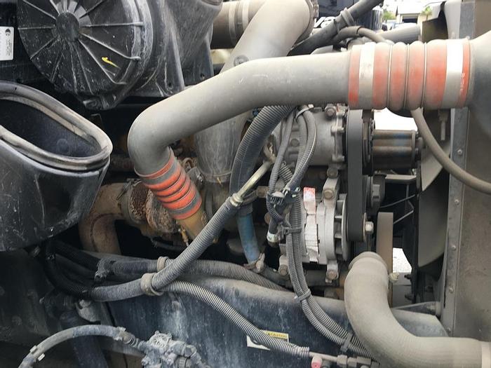 Used 2006 KENWORTH T300