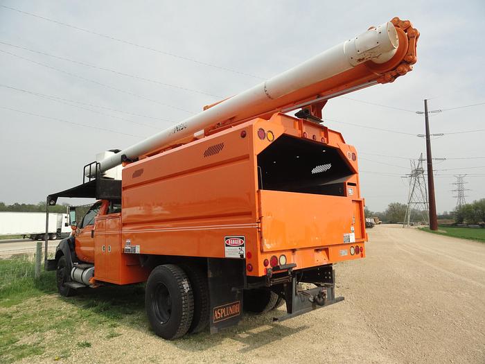 Used 2013 Ford/ Altec F750/ LR7-56