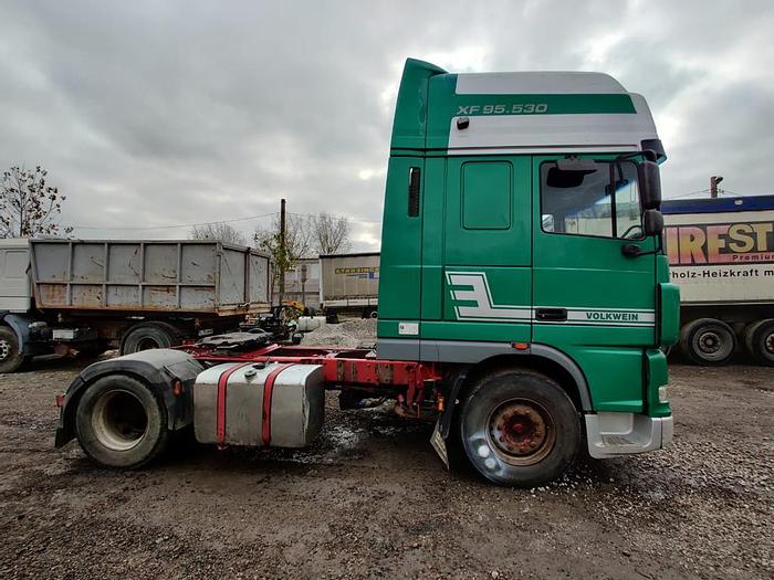 Gebruikt 2004 DAF 95 XF430 euro 3 , manual gear