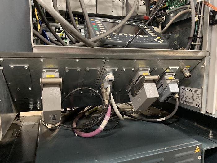 Used KUKA KR 100-2 PA 4 AXIS PALETTIZING ROBOT W/KRC 2 ed05 CONTROLLER