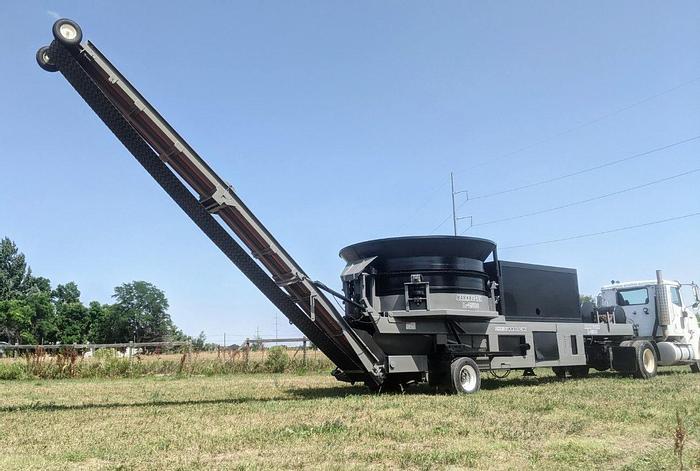 Used 1992 Early 90's LANE 2500 Tub Grinder  2500