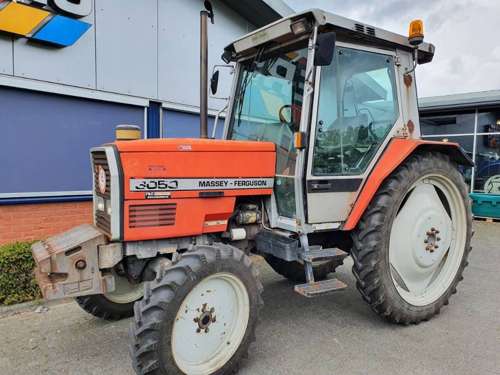 Gebruikt 1988 Massey Ferguson 3050