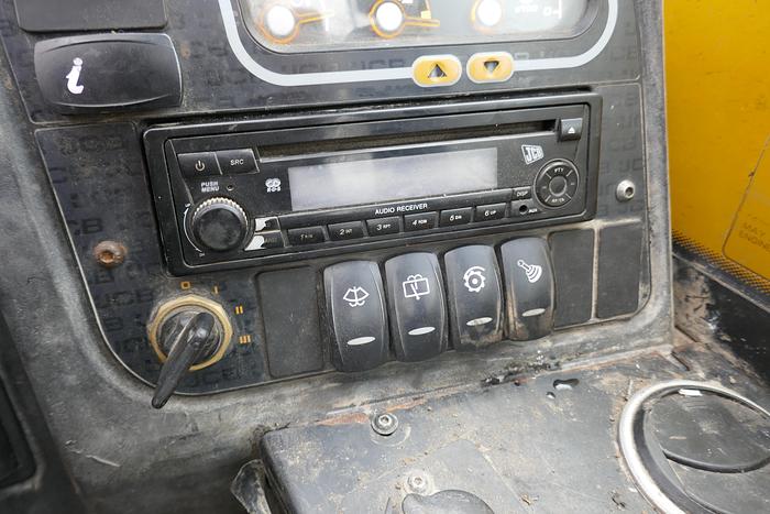 Used 2015 JCB 525-60