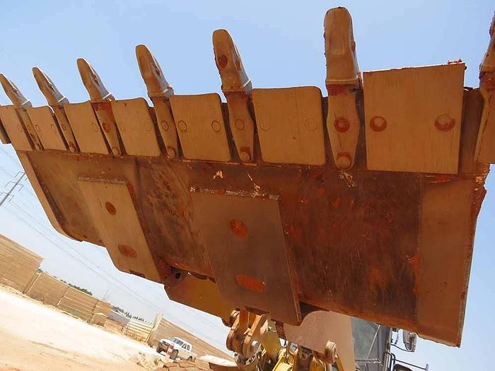 Used 2015 CATERPILLAR 966M