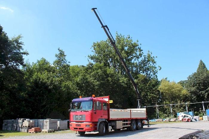 Used 1999 MAN 26.464 6x2 / HIAB 135 / Steel Floor / Euro 2 / Manual Gearbox