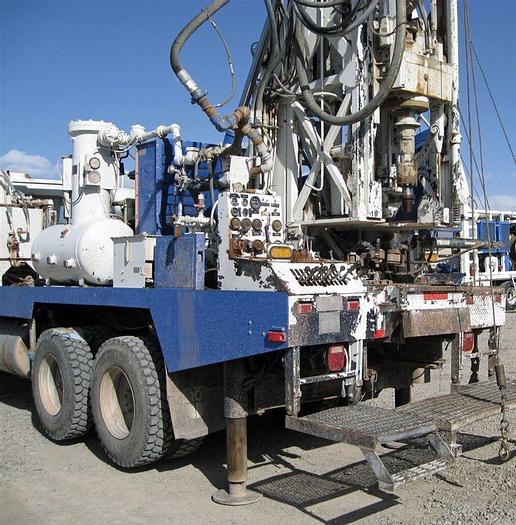 Used 1988 Speedstar 30K Drill Rig