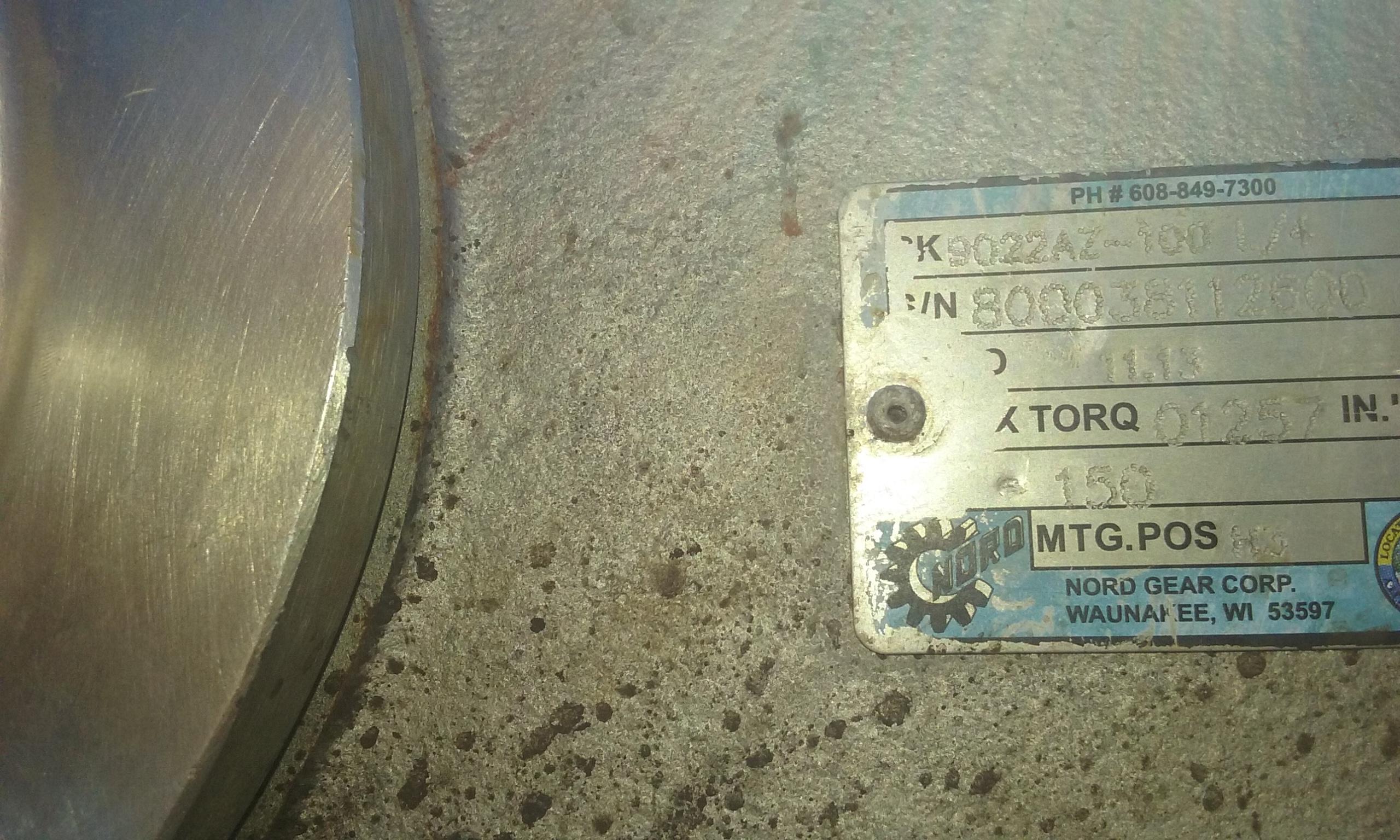 Usado 4500 GALLON VERTICAL JACKETED STORAGE TANK.