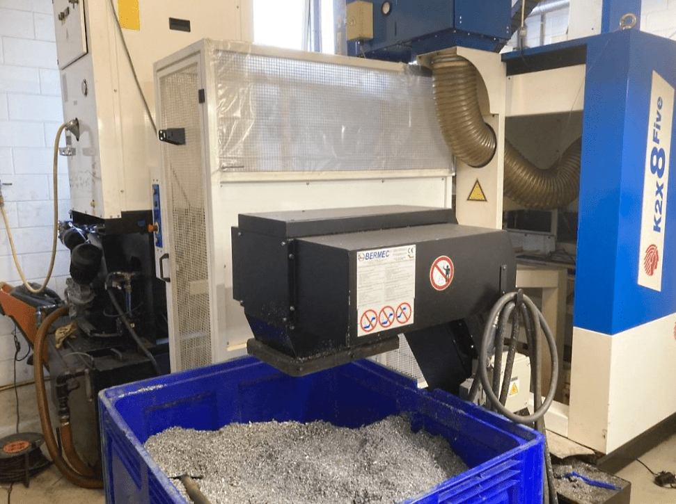 Used Huron K2X8 Five - Vertical Machining Centre - 2006