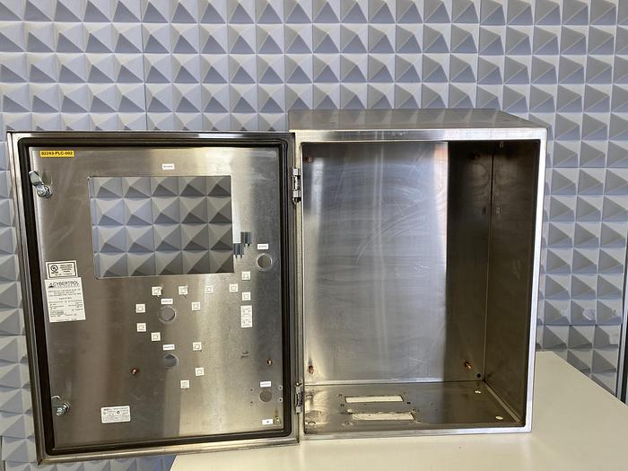 Used Saginaw  SCE-30EL2412SSST 30" x 24" x 12" Stainless Steel Sloped Top Enclosure 4x