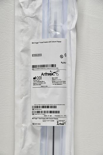 ARTHREX, AR-1930S, 6TH FINGER KNOT PUSHER WITH SUTURE PASSER