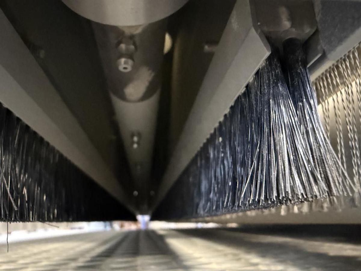 Gebraucht Bürstenschleifmaschine LÖWER DiscMaster 3DBB Touch