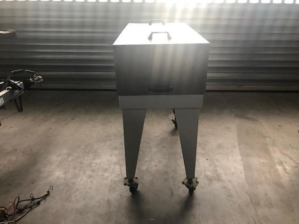 Used Reinigungs-und Waschwanne mit Deckel Edelstahl